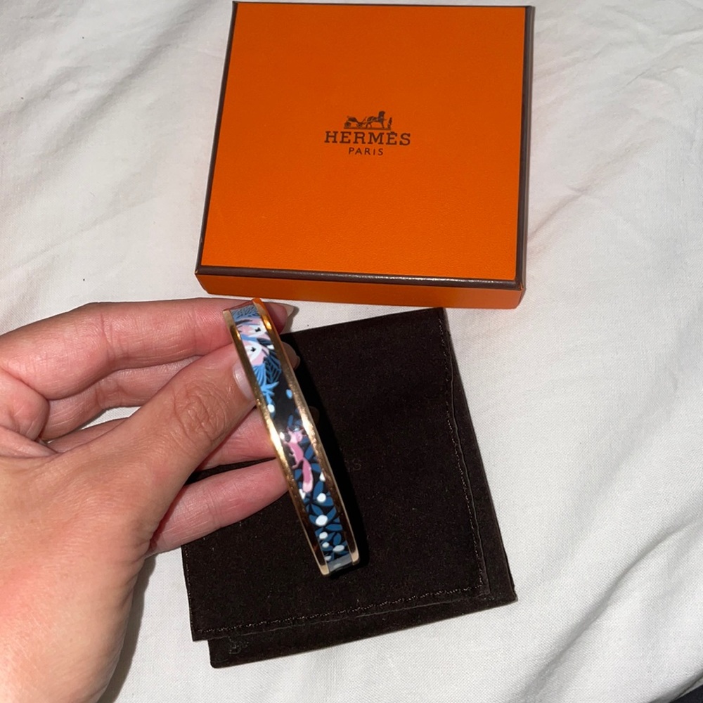 Hermès thin bangle